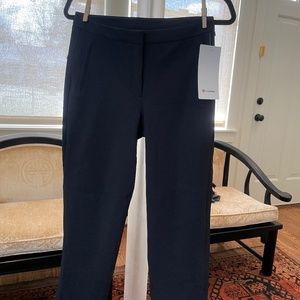 Lululemon Athletica - On The Move Pant *28" - Size 6